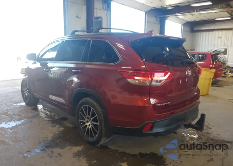 2018 Toyota Highlander Se z USA, uszkodzony, nr VIN 5TDJZRFH0JS886105